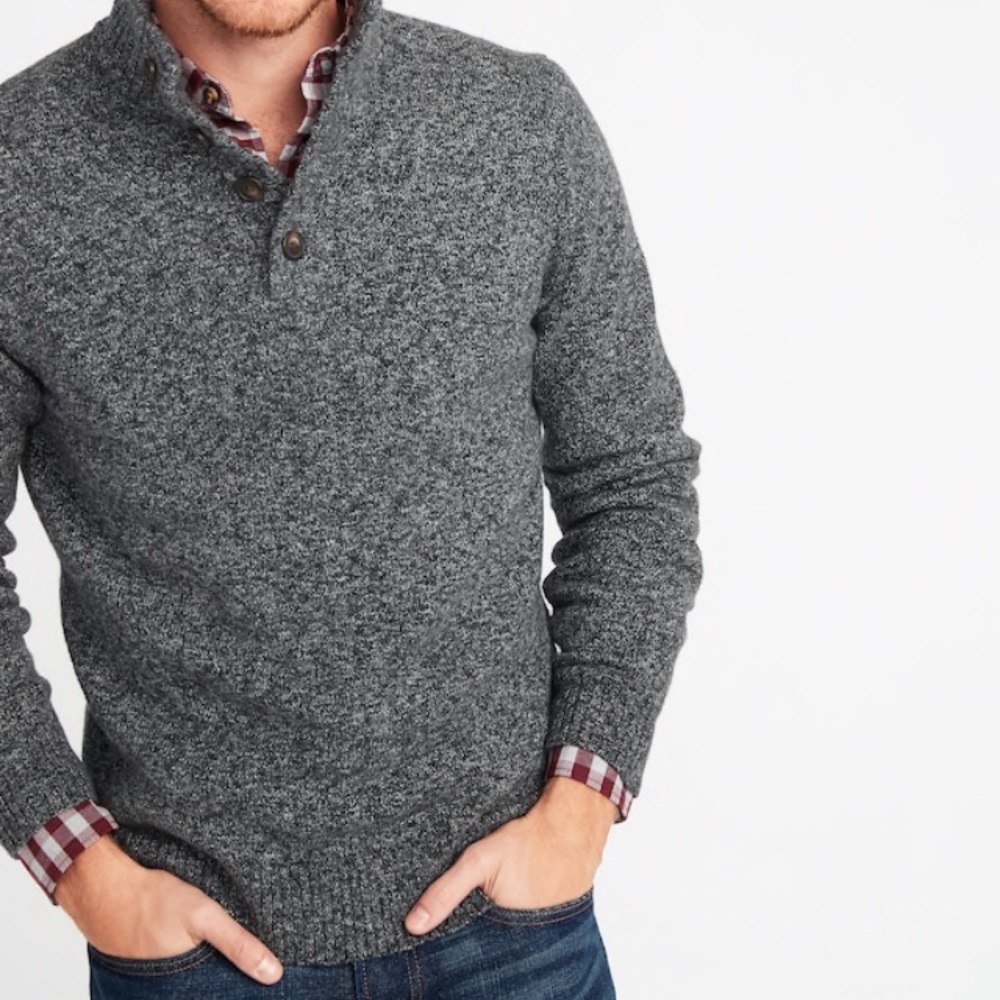 🧶🤖 OLD NAVY 🤖🧶 Button Mock Sweater